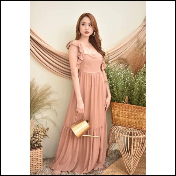 Rose Dress - Picture 14 of 16